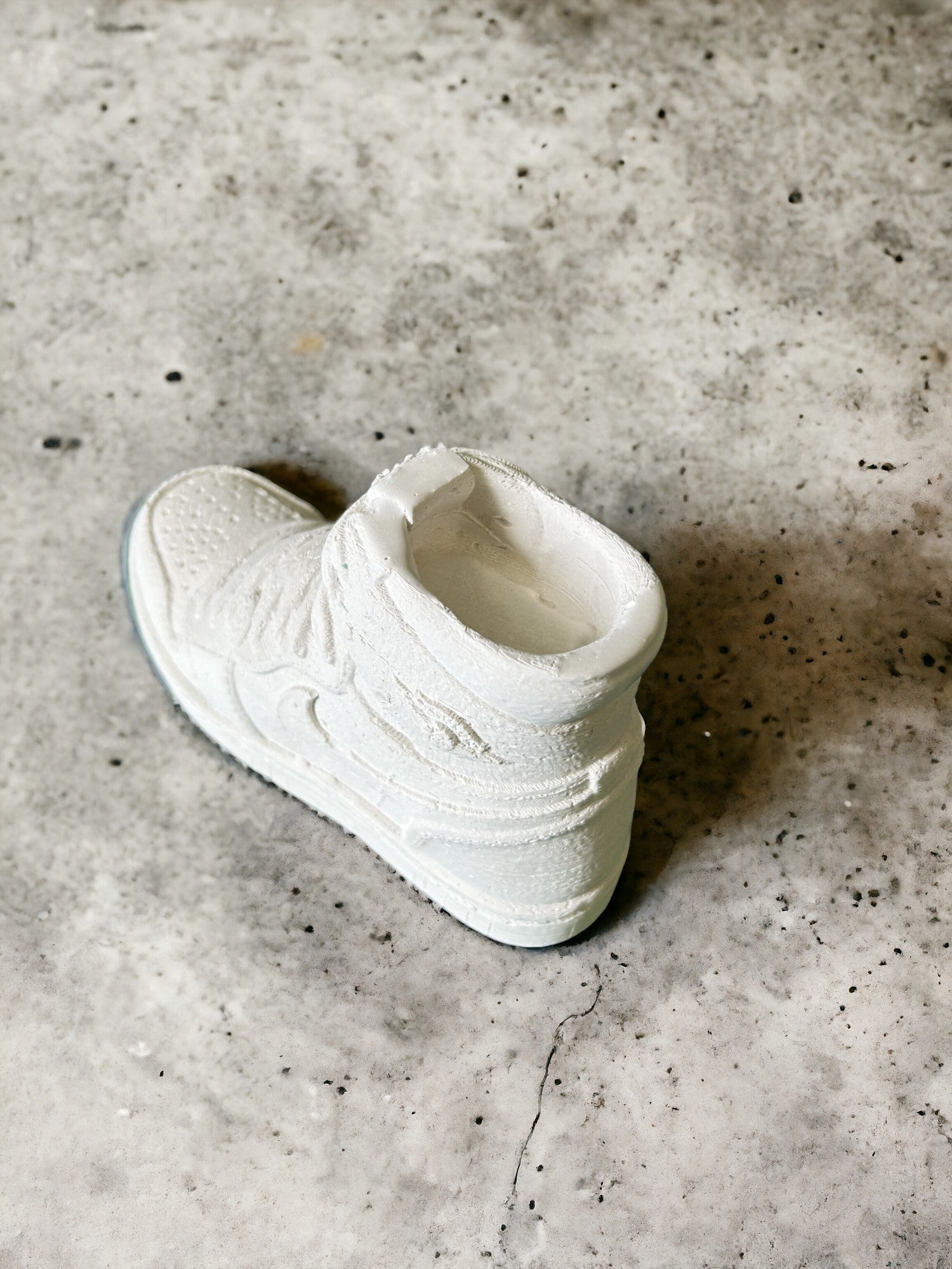 Nike Jordan aus Gips - SaliDecor